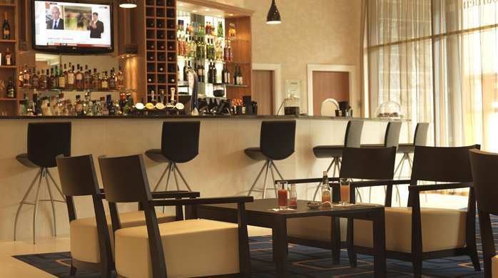 Hilton Garden Inn Aberdeen City Centre Restoran gambar