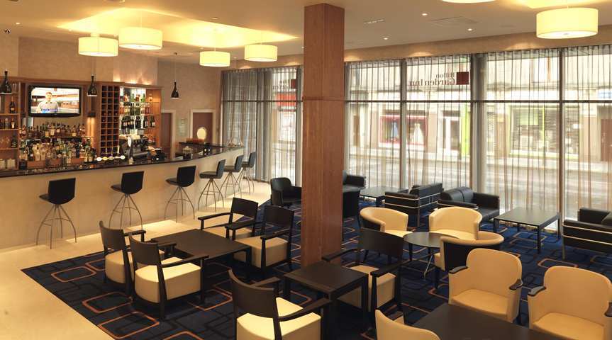 Hilton Garden Inn Aberdeen City Centre Restoran gambar