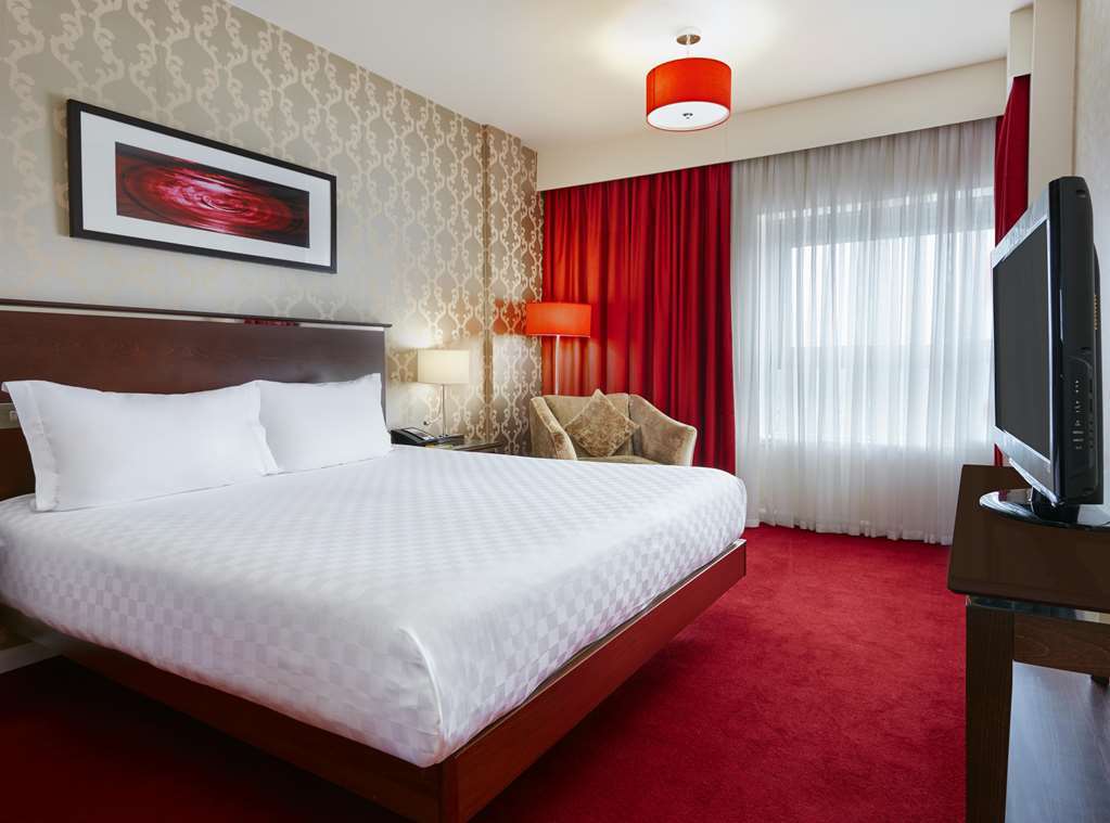 Hilton Garden Inn Aberdeen City Centre Bilik gambar